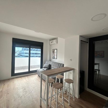 Estudios Homer Y Disney Con Piscina Climatizada, Piscina Exterior,Gimnasio, Coworking, Padel,Netflix Y Wifi Gratis ซานเซบัสเตียน เดลอส เรเยส ภายนอก รูปภาพ
