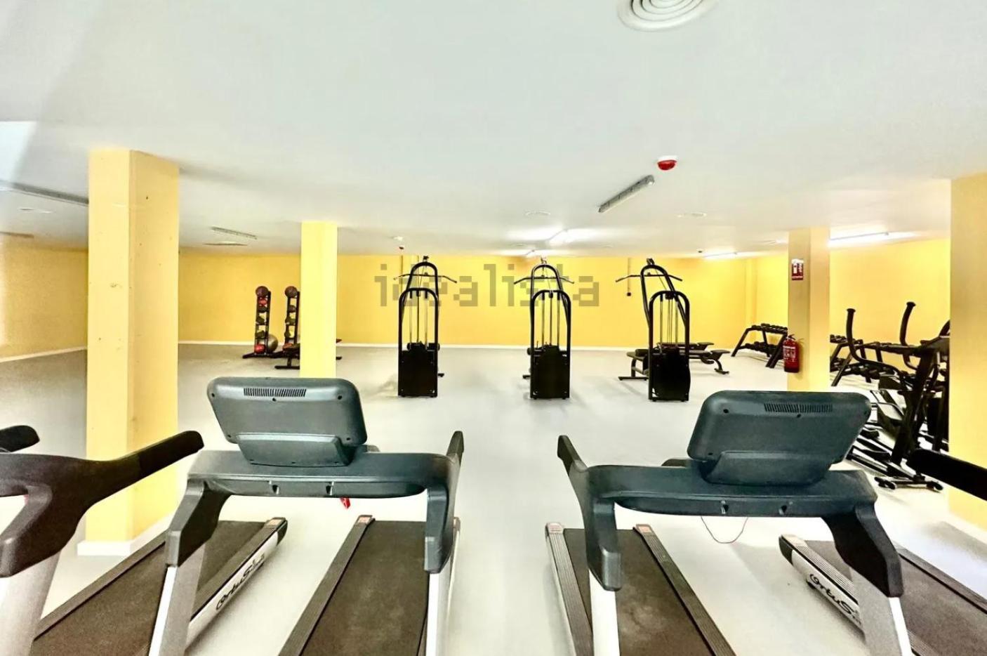 Estudios Homer Y Disney Con Piscina Climatizada, Piscina Exterior,Gimnasio, Coworking, Padel,Netflix Y Wifi Gratis ซานเซบัสเตียน เดลอส เรเยส ภายนอก รูปภาพ