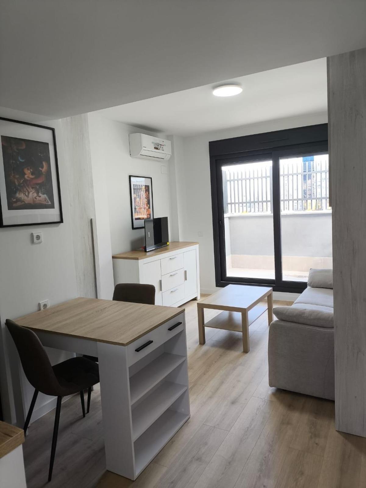 Estudios Homer Y Disney Con Piscina Climatizada, Piscina Exterior,Gimnasio, Coworking, Padel,Netflix Y Wifi Gratis ซานเซบัสเตียน เดลอส เรเยส ภายนอก รูปภาพ